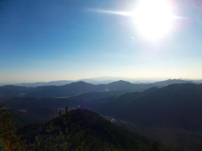 トンビカラの石峰を下った鉄塔付近からの景色