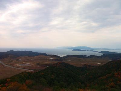 展望台からの景色。淡路島や友ヶ島が見える。左側の小さい島はおそらく沼島