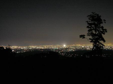 神於山展望台からの夜景