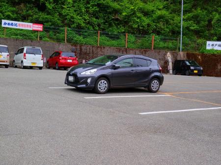 妙見口駅前の駐車場まで戻ってきた。高代寺山の山行もお疲れ様でした