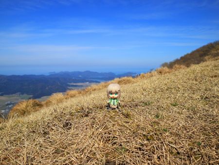 雪村あおいちゃんと背景に日本海と三方五湖を撮影してみた。背景はボケるのね！？