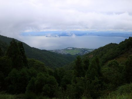 北比良峠から琵琶湖の展望を望む。かなりガスがすごいけどね