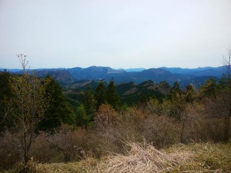 住塚山からの眺望はこんな感じで曽爾高原が正面に見える