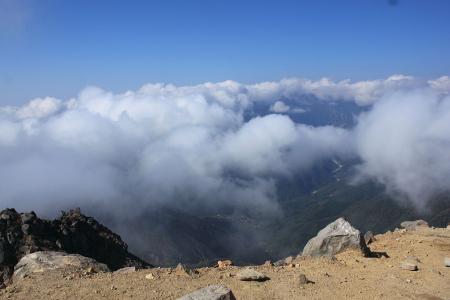 笠ヶ岳方面は完全に雲の中になっていた