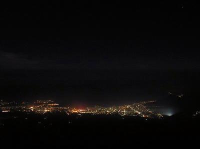 ここで夜景撮影。富士山から見る夜景は高度感はあるけど遠い感じがした