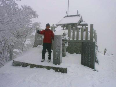 積雪期の冬に高見山に登ったので記念撮影