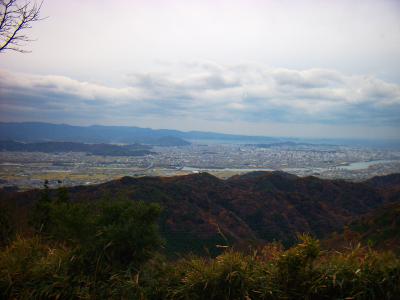 ここが一番よく紀の川と和歌山市内が見える展望地だったような気がする