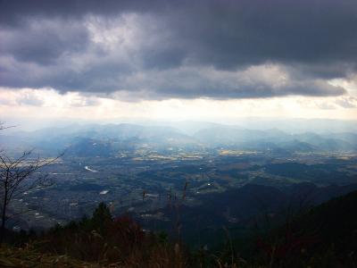 中葛城山から奈良方面を見る。五條市方面かな