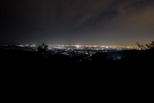 展望台からの大阪側の夜景。暗くなってからだと綺麗だったパノラマはこっち